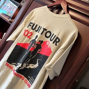 Brand New Ikigai Fuji Tour Trail Running Club Beige,Red &Black Rare 2002 T-Shirt